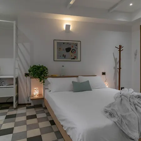 Apartment Mamma Ciccia - Fishermen's Alley Mandello del Lario