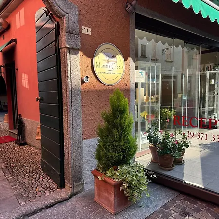 Mamma Ciccia - Fishermen's Alley 曼代洛-德尔拉里奥